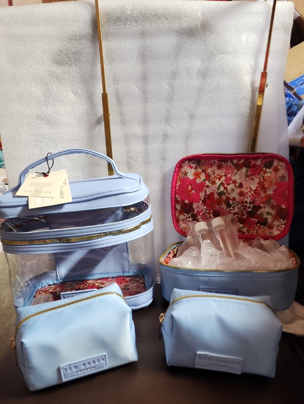 Ted Baker 4 Pc Travel Toiletry Bag Set Nwt